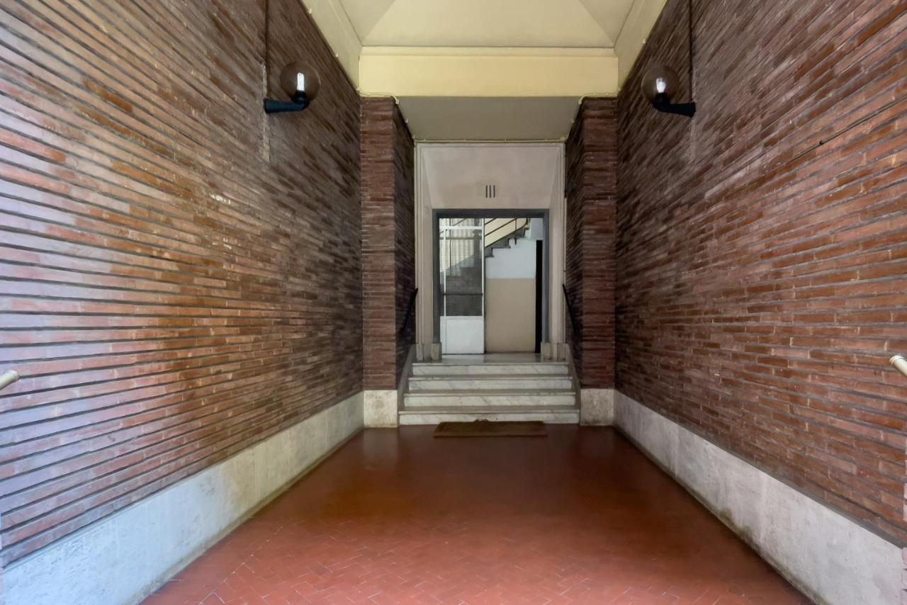 Piazza San Pietro Suite Рим Екстериор снимка